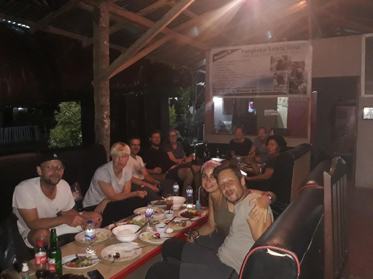 Renny'S Tangkoko Safety Stop Bitung Exterior photo